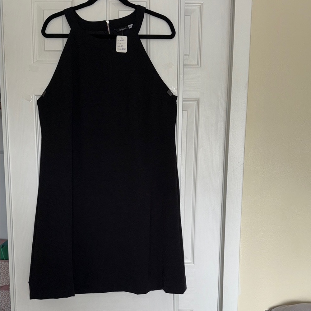 Elegant Black Sleeveless Dress. Brazilian